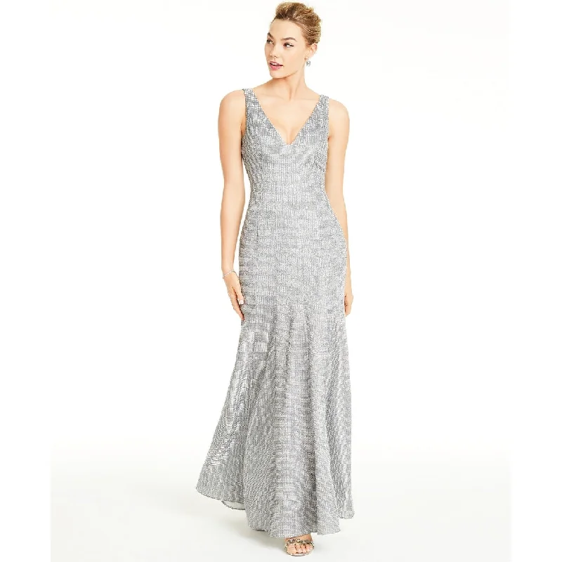 women's fair-trade dressesSequin Hearts Women's Glitter V-Neck Trumpet Gown Silver Size 1