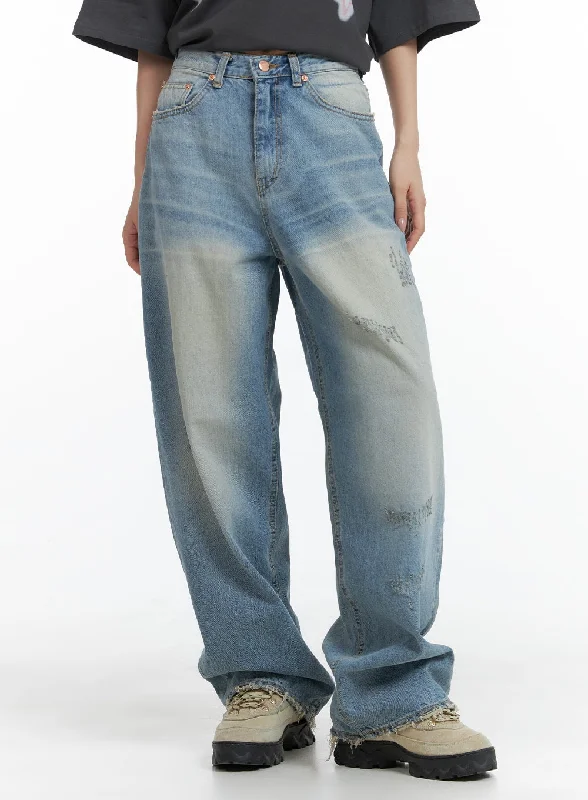 women's denim jeans with ripped kneesDistressed Baggy Straight Jeans CM418