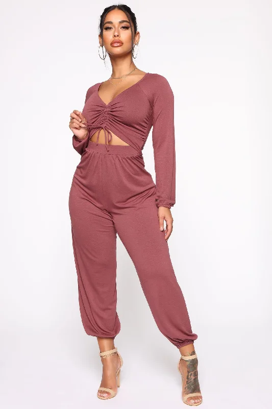 women's jumpsuits with floral printsEasy Breeze Long Sleeve Jumpsuit - Mauve