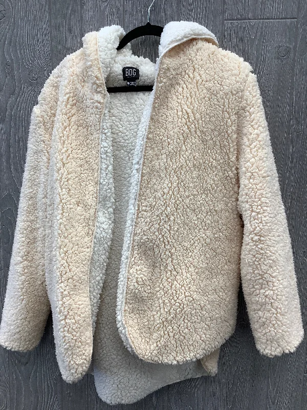 women's coats with belted waistsCoat Faux Fur & Sherpa By Bdg In Cream, Size: S