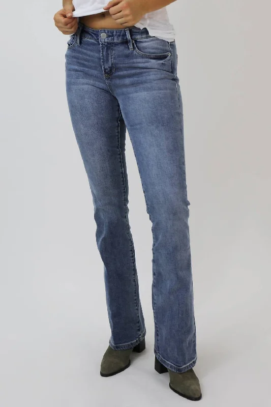 women's low-rise pantsJaxtyn High Rise Bootcut Jean In Waikiki