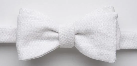 women's trendy dressesPRE-TIED BOW TIE - WHITE PIQUE